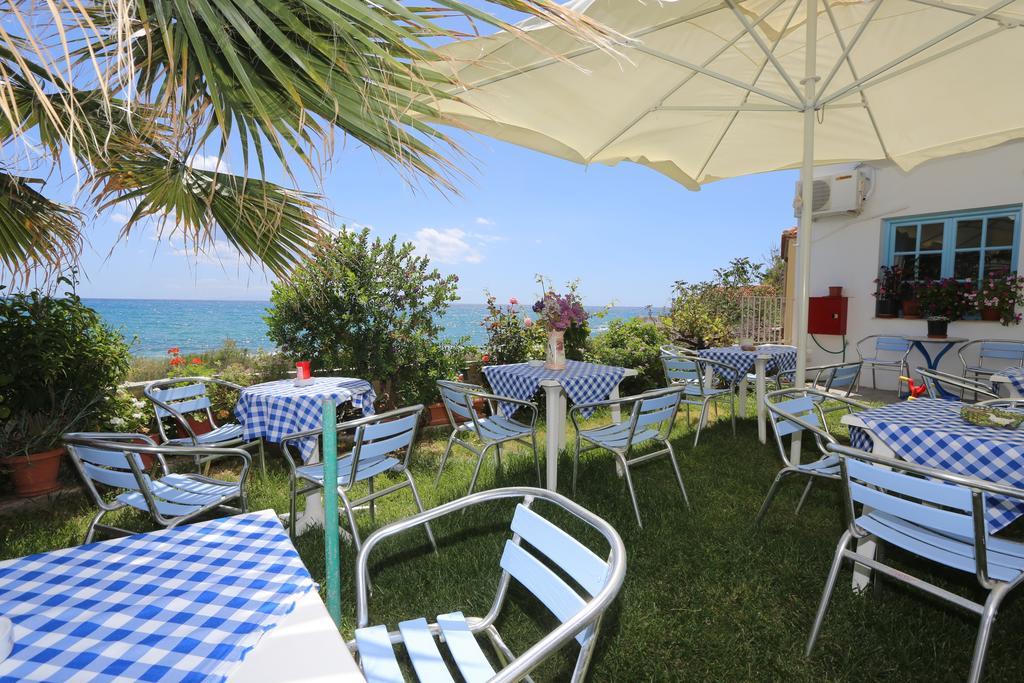 Akrogiali Hotel Plomari Esterno foto