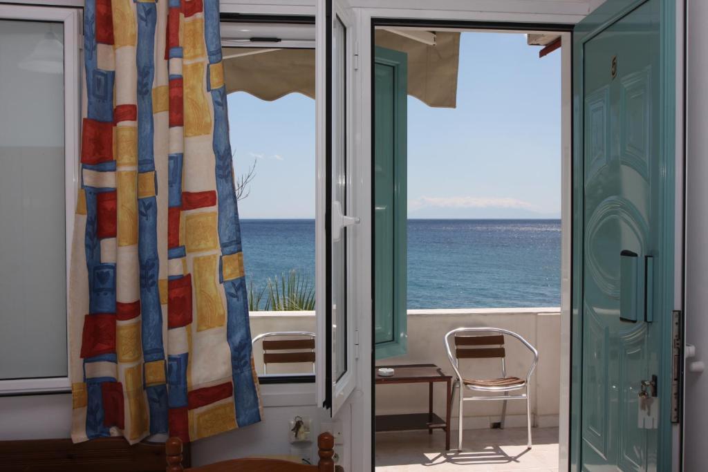 Akrogiali Hotel Plomari Camera foto