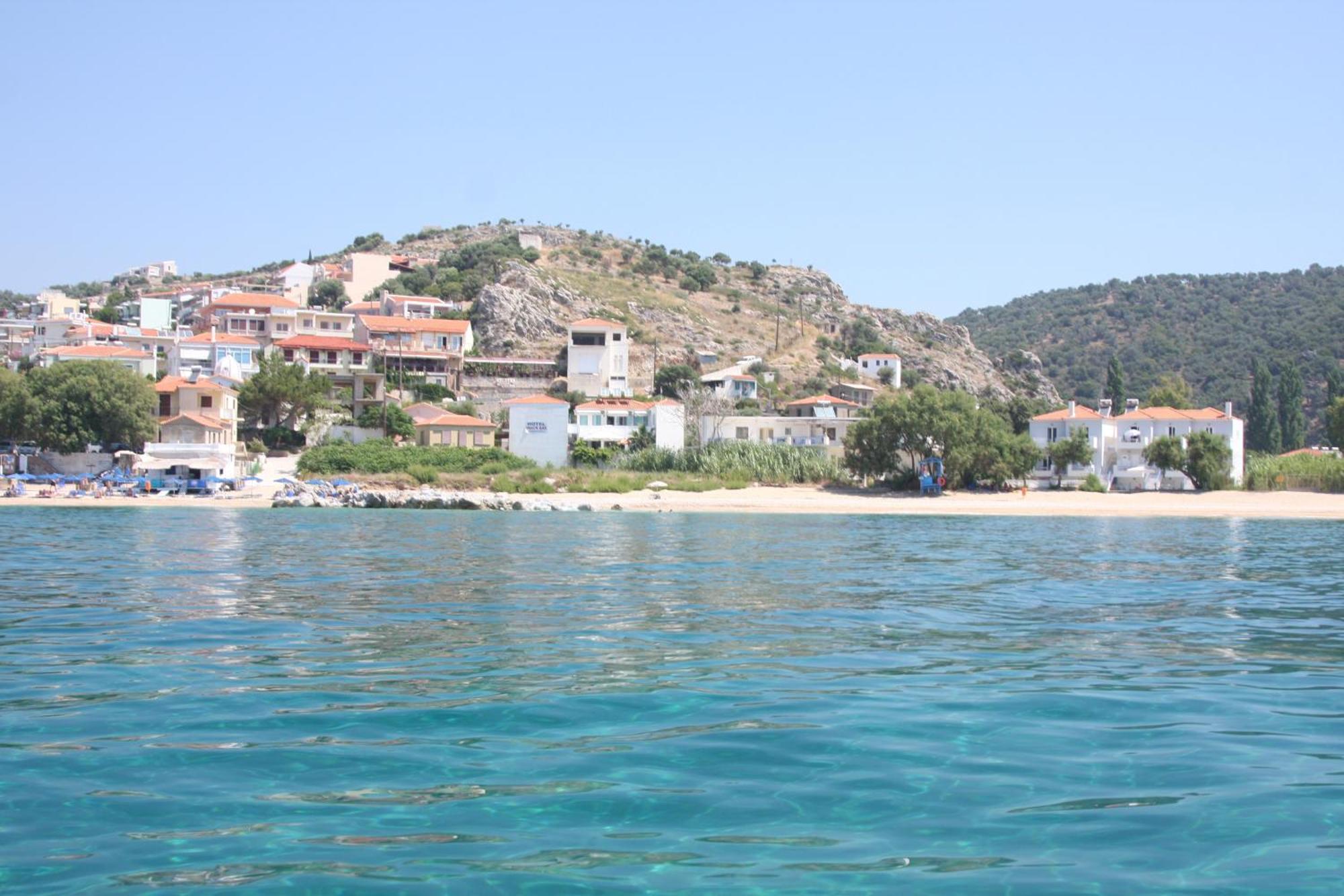 Akrogiali Hotel Plomari Esterno foto